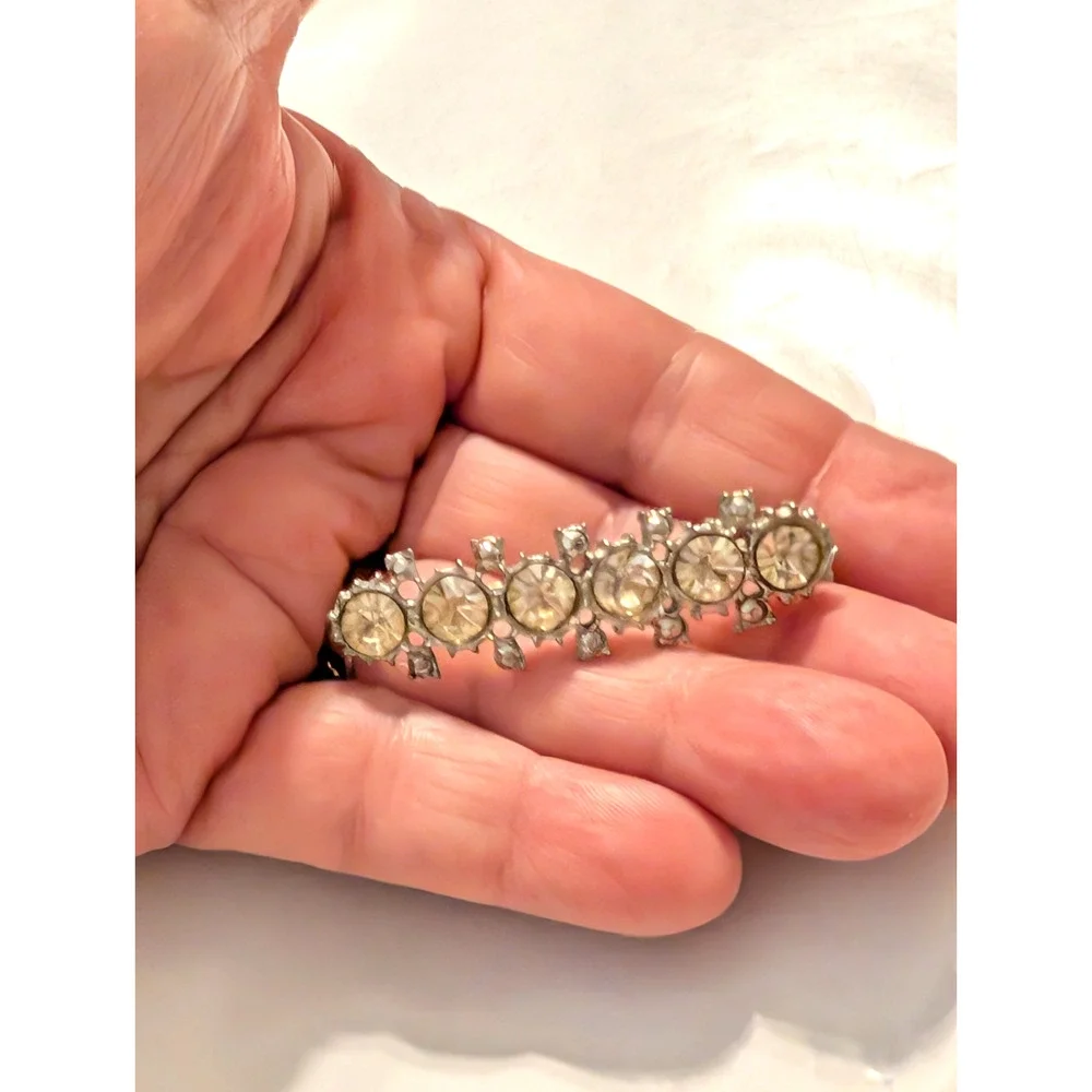 Vintage Rhinestone Bar Brooch Pin, Silver-tone Foiled Glass 1.25